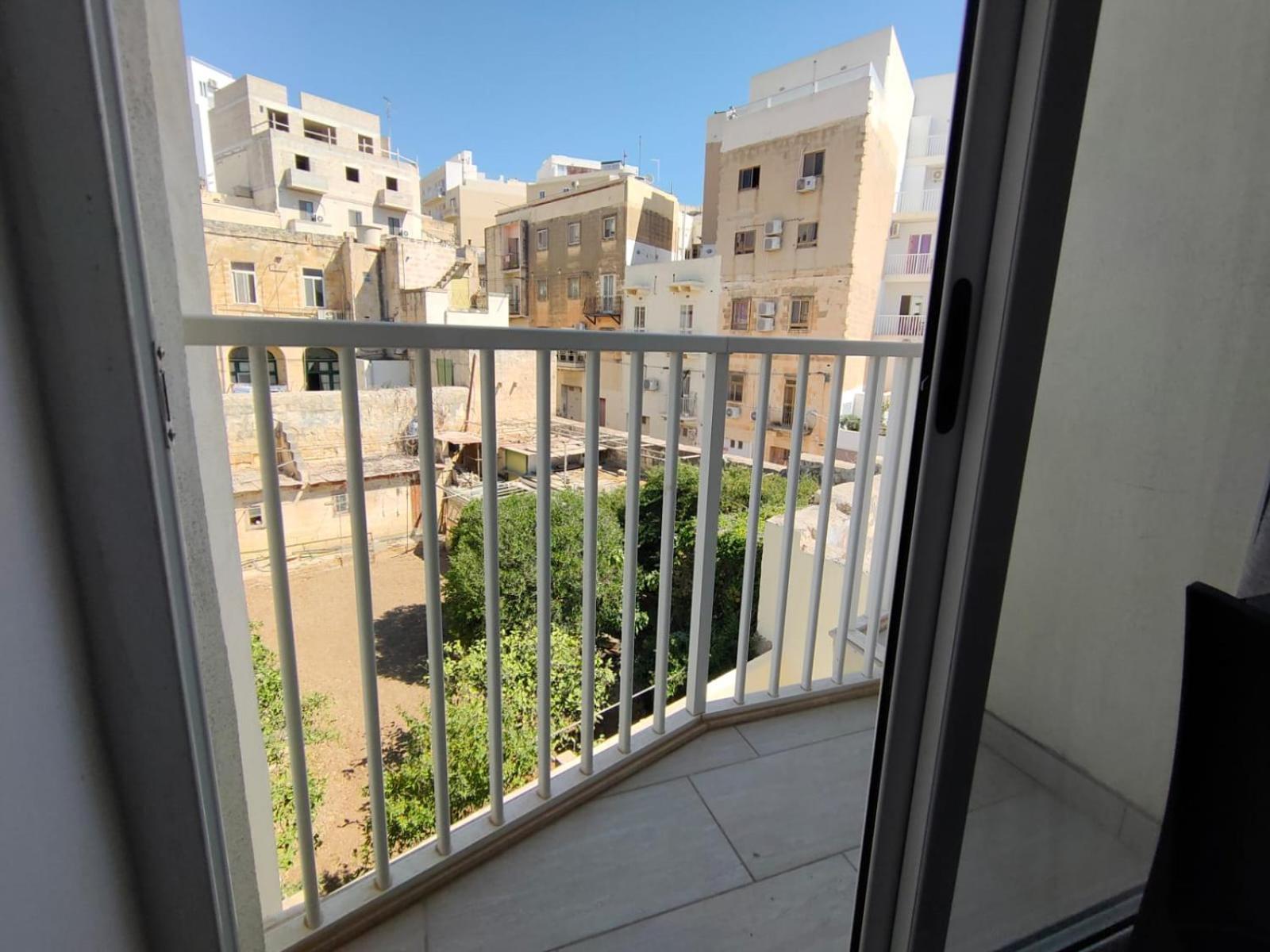 Cosy Seaside Apt, 200M From The Seafront Gzira Zewnętrze zdjęcie