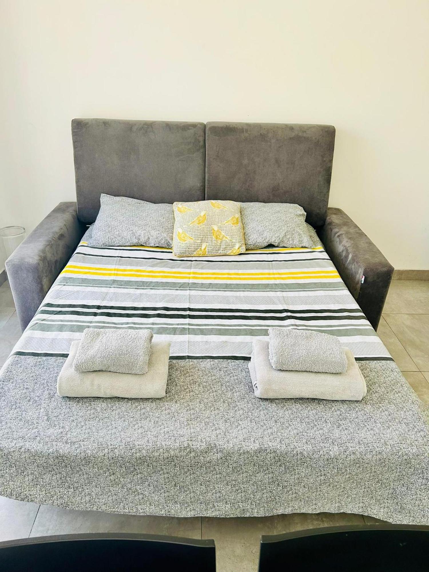 Cosy Seaside Apt, 200M From The Seafront Gzira Zewnętrze zdjęcie